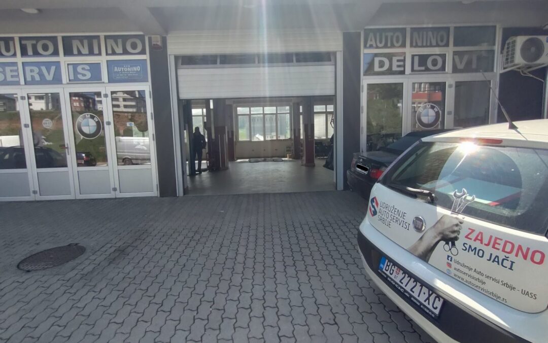 AUTO NINO