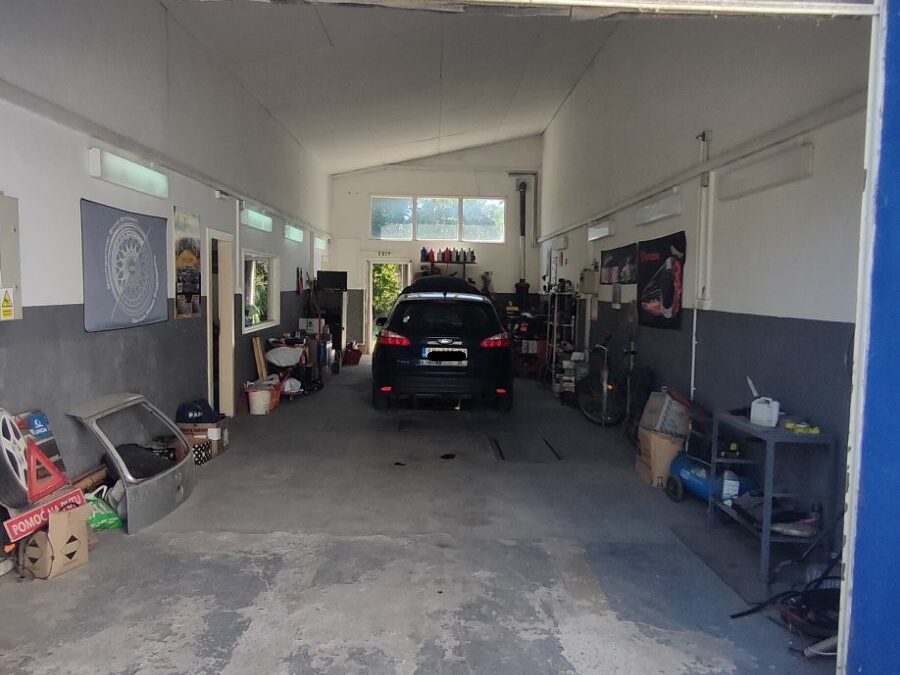 AS UNIMOTOR